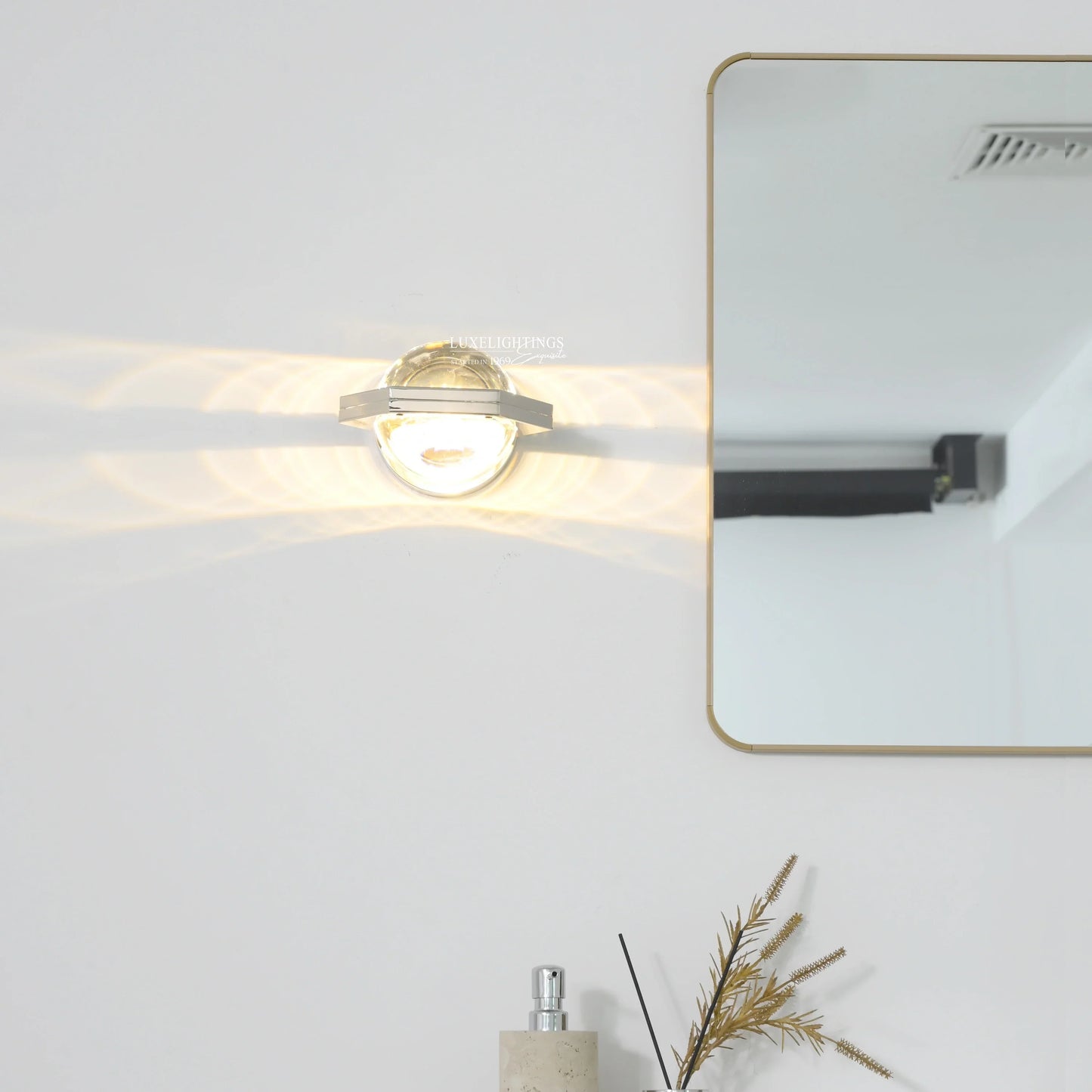 Besty Wall Sconce