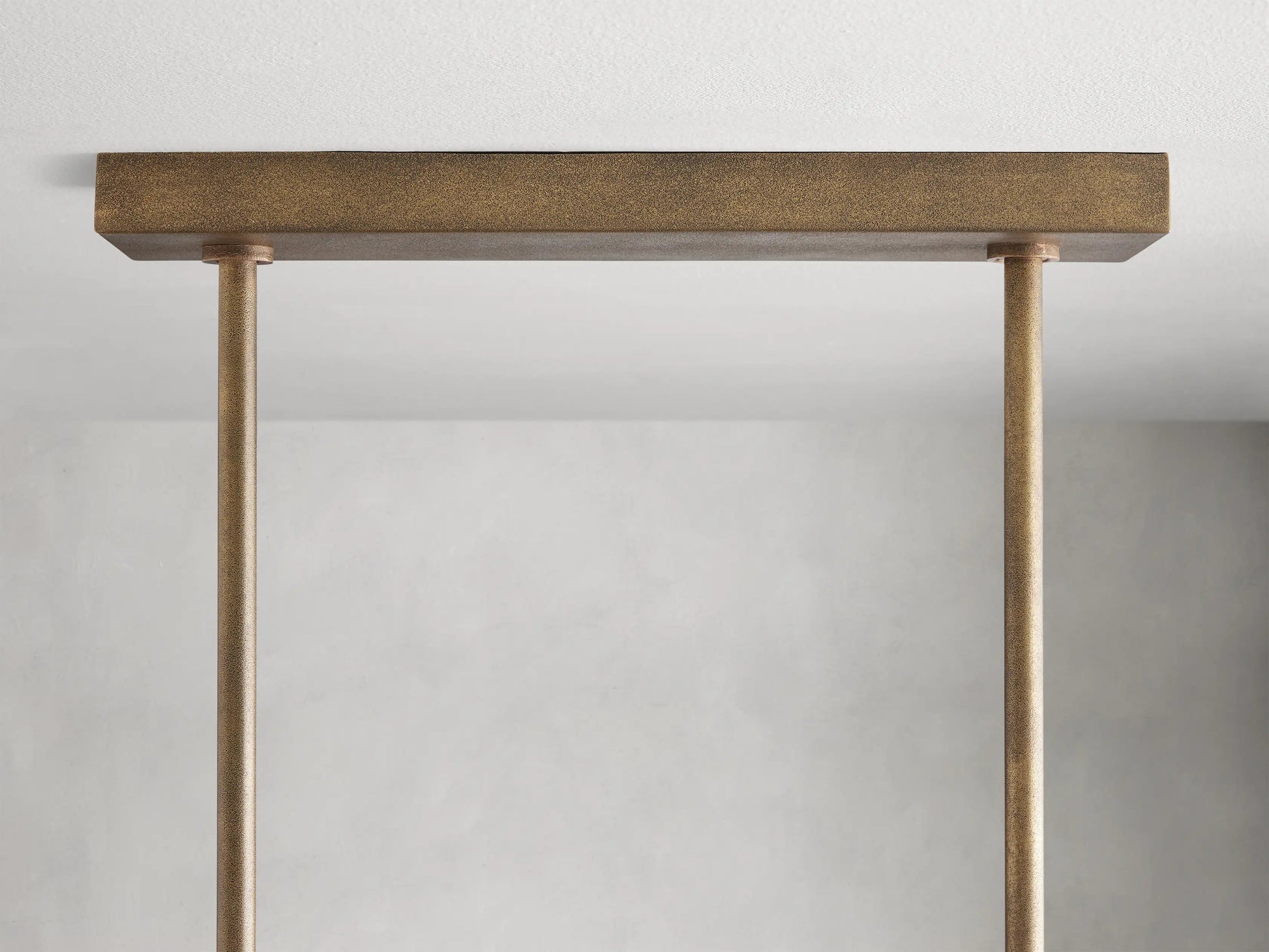 Brass-EmveroLinearChandelier48_4