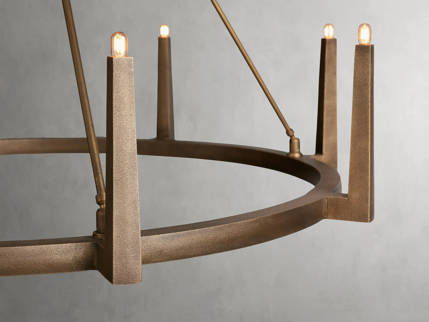 Brass-EmveroRoundChandelier54_2