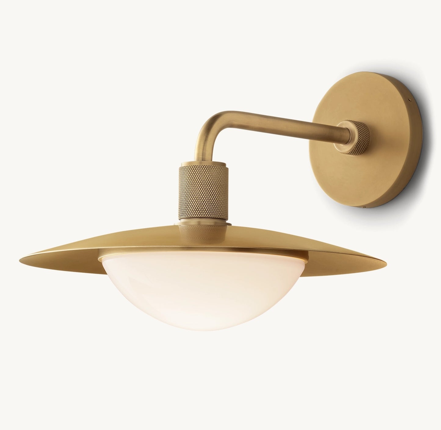 BrassKennenRoundSconce_1