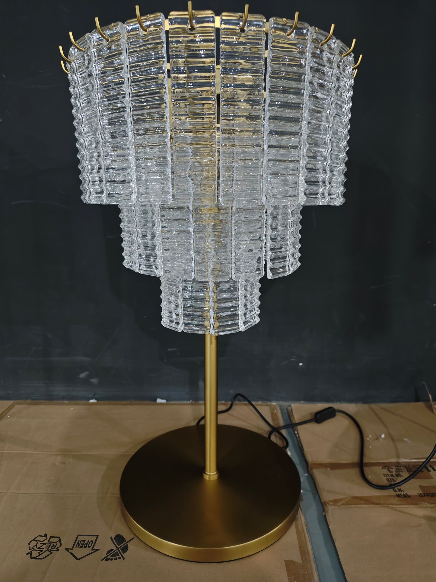 Siri Clear Glass Table Lamp
