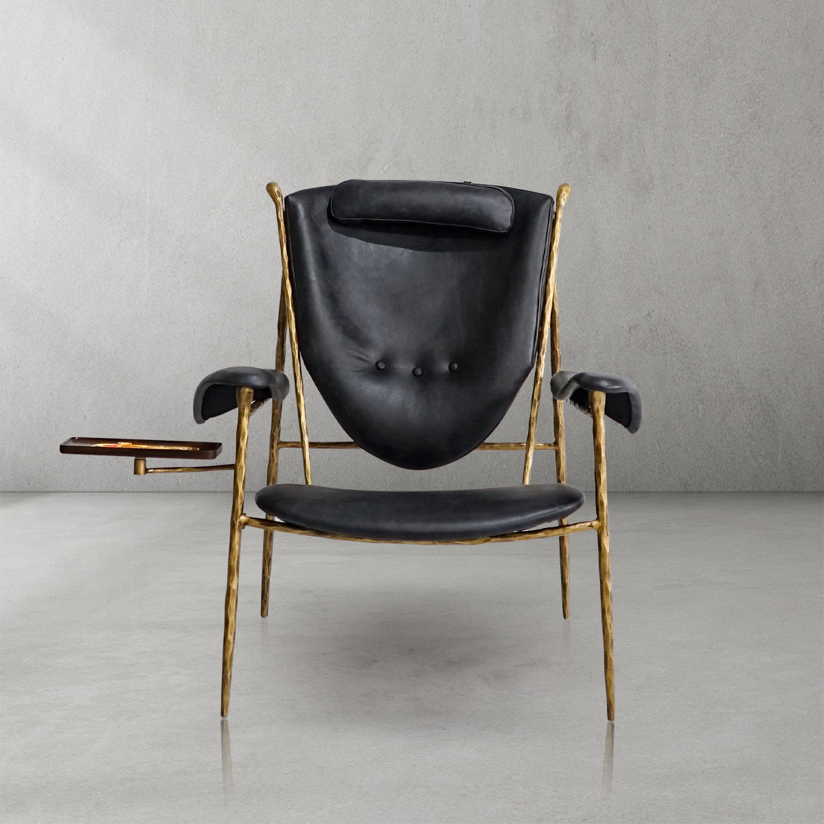 Thaddeus Enamel Wooden Plate Leather Armchair