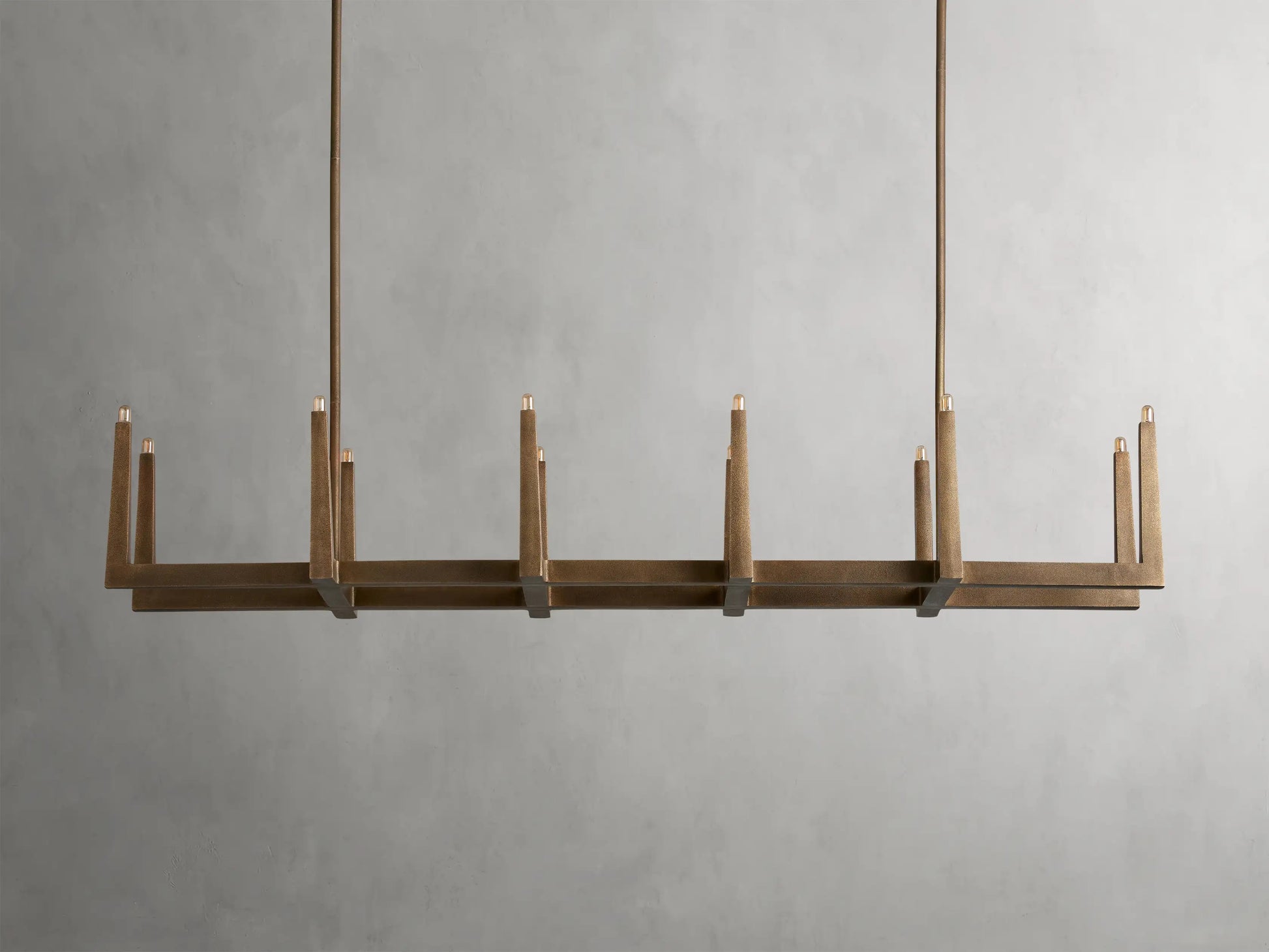Brass-EmveroLinearChandelier72_3