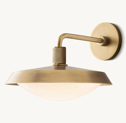 BrassKennenBarnSconce_1_9d3db0c3-bb12-453a-92d6-ba9d10a2ff5a