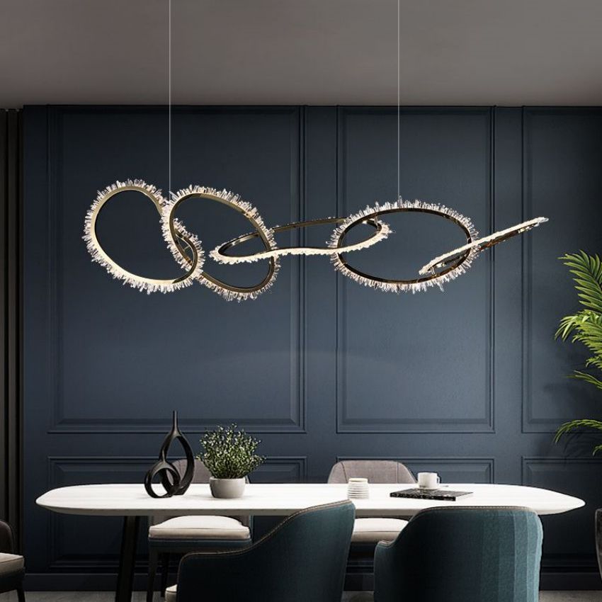 Daltree 5 Rings Chandelier