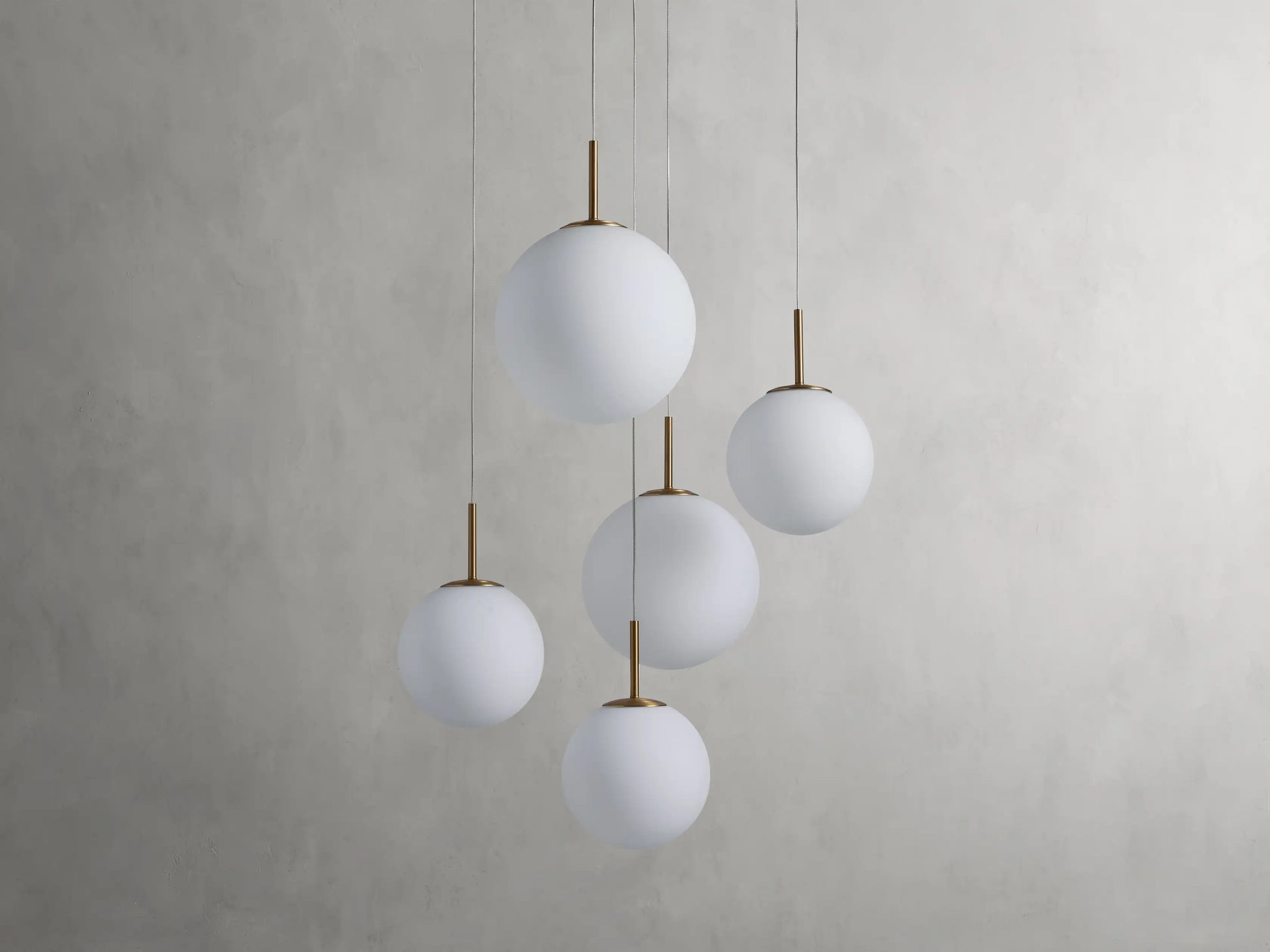 MatteOpal-CasonRoundChandelier28_3