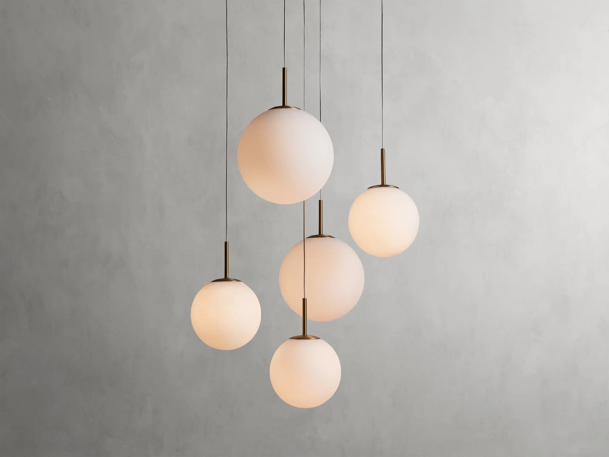 MatteOpal-CasonRoundChandelier28_4