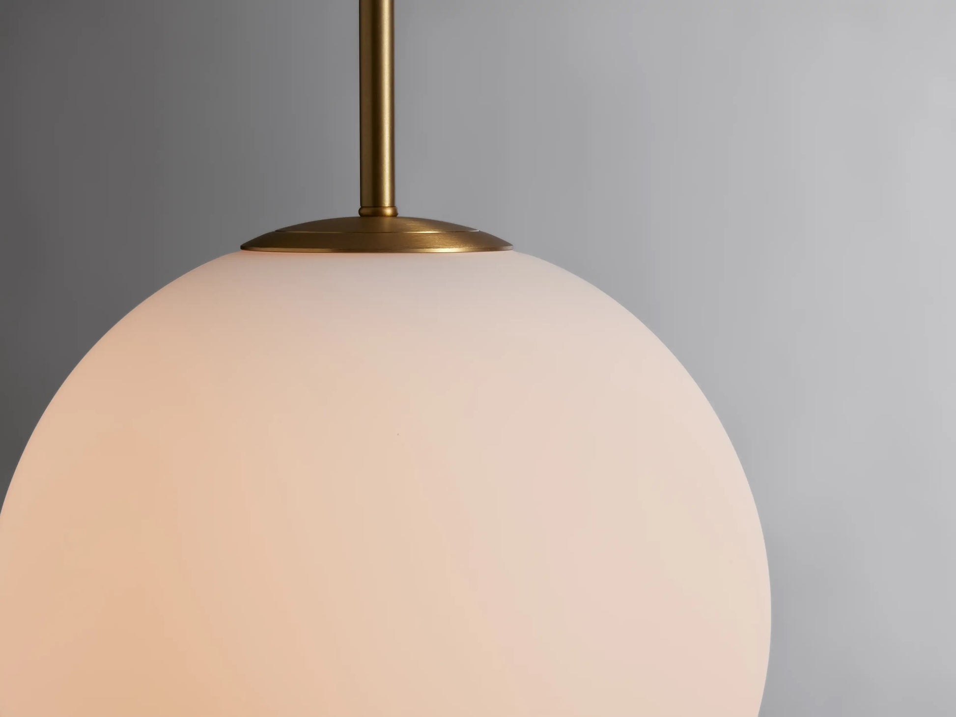 MatteOpalCasonPendant_2
