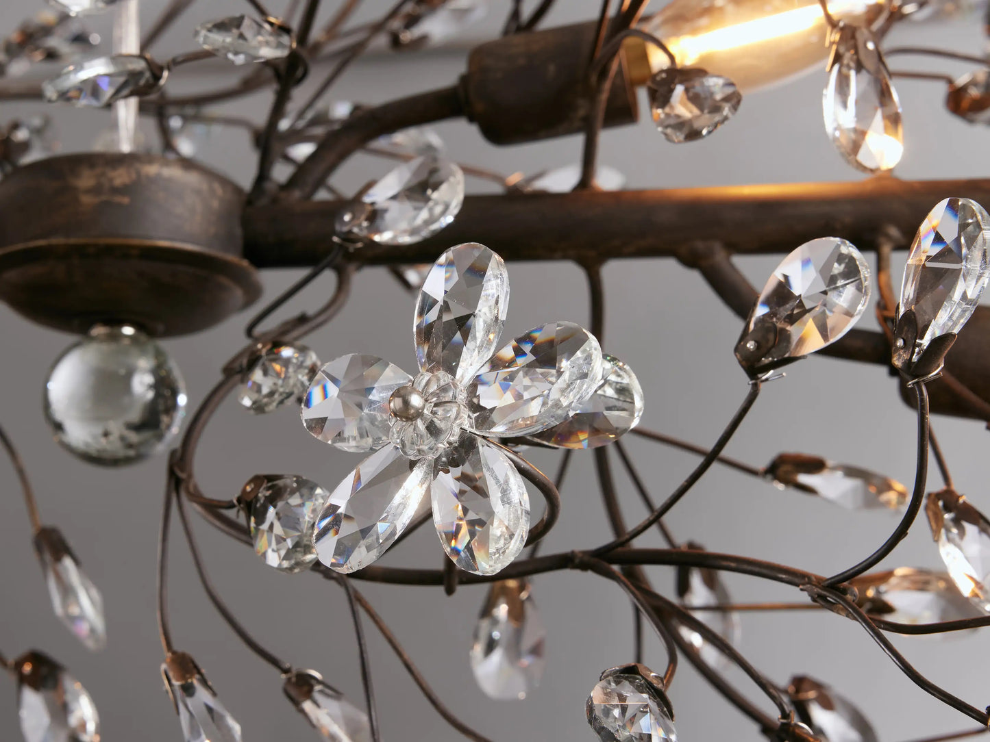 Flora Linear Chandelier 68“W