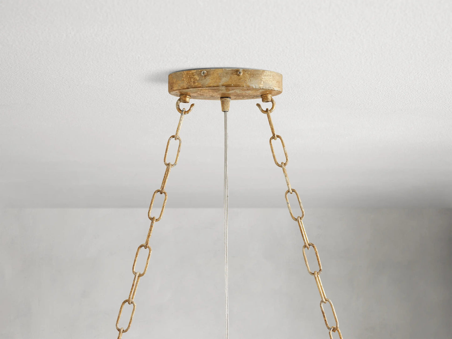 Flora Linear Chandelier 68“W